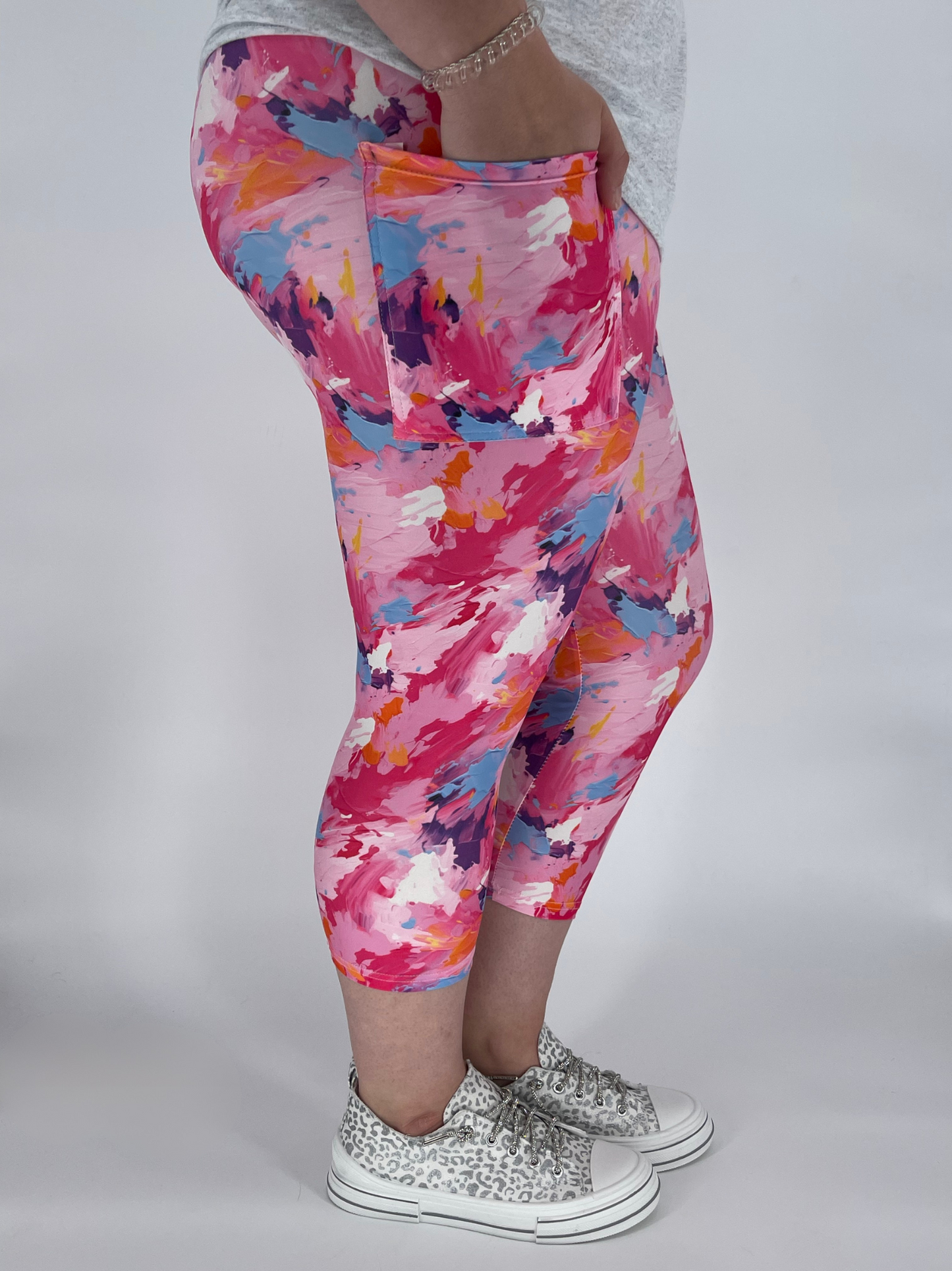 Color Splash Capri Leggings w/ Pockets