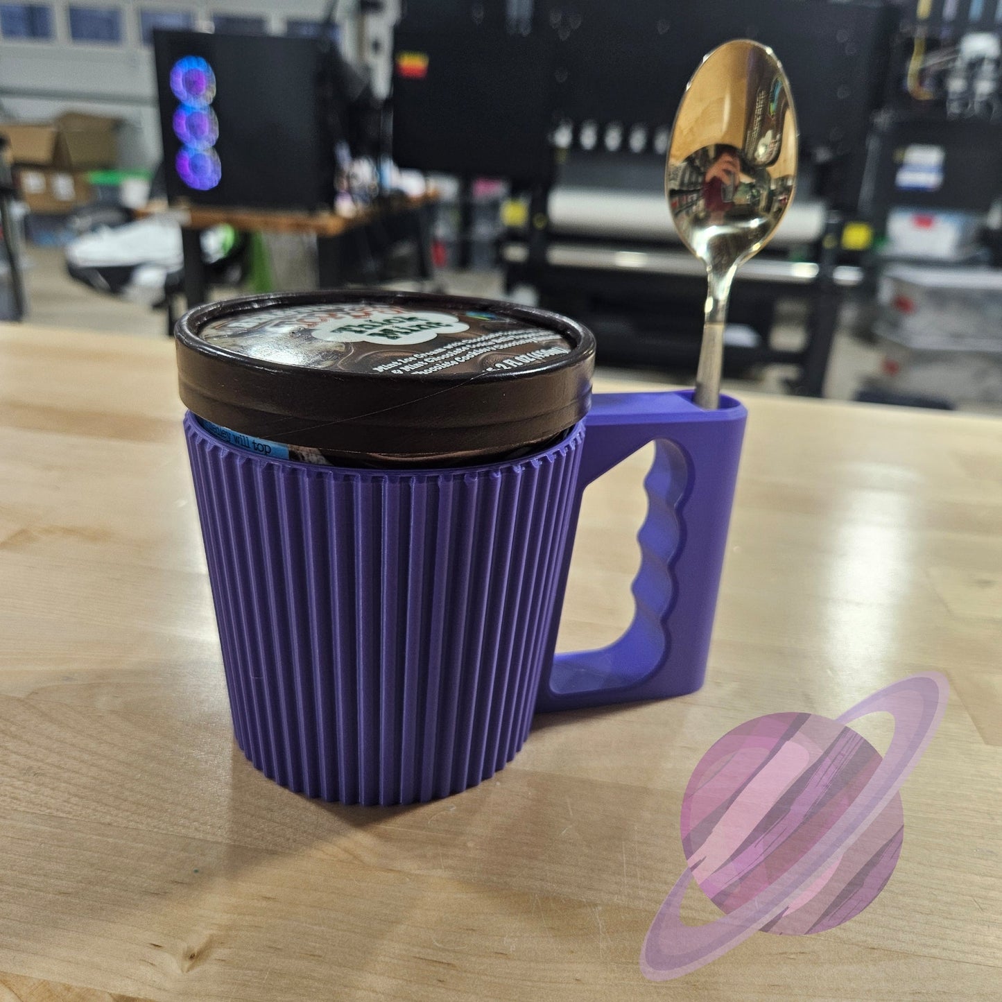 ICE CREAM PINT HOLDER