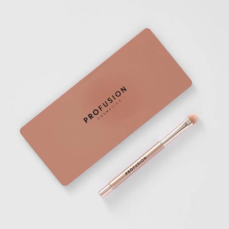 MAGNETIX DISPLAY STAND & EYESHADOW BRUSH