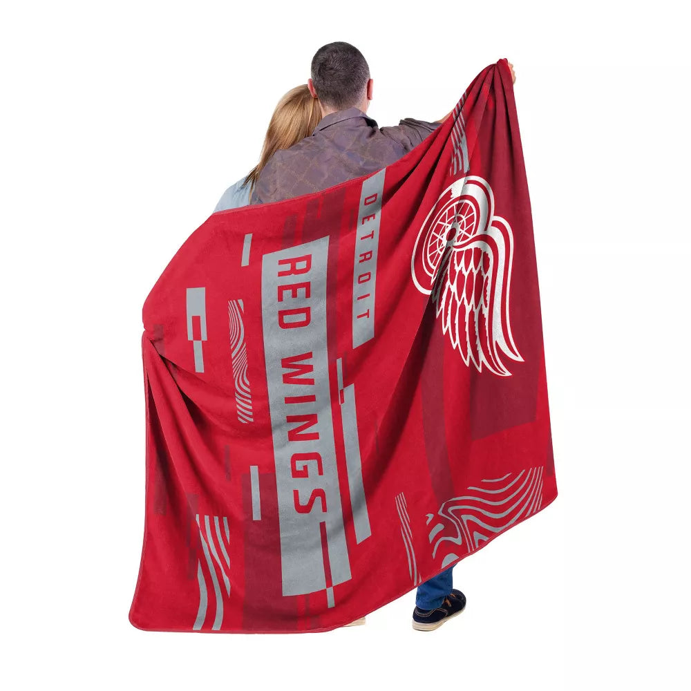 NHL Detroit Red Wings 60" x 80" Digitize Raschel Throw Blanket