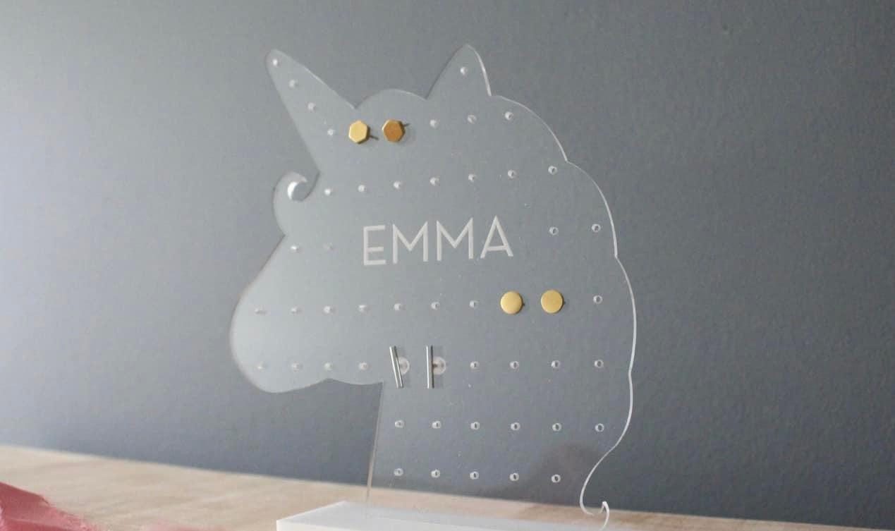 Custom Name Earring Holder (PREORDER- Arrives in 5 wks)