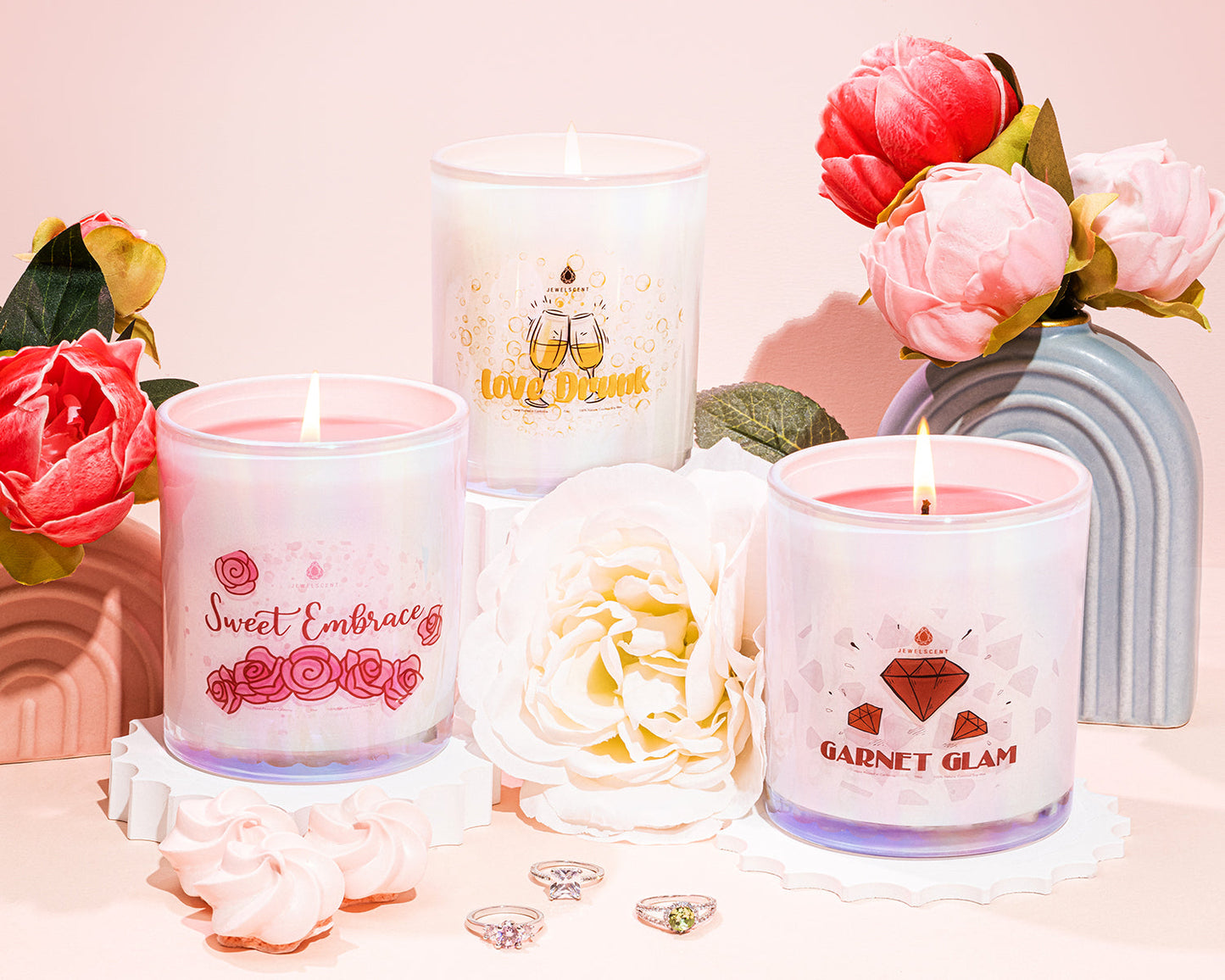 Sweet Embrace Iridescent 10oz Signature Jewelry Candle