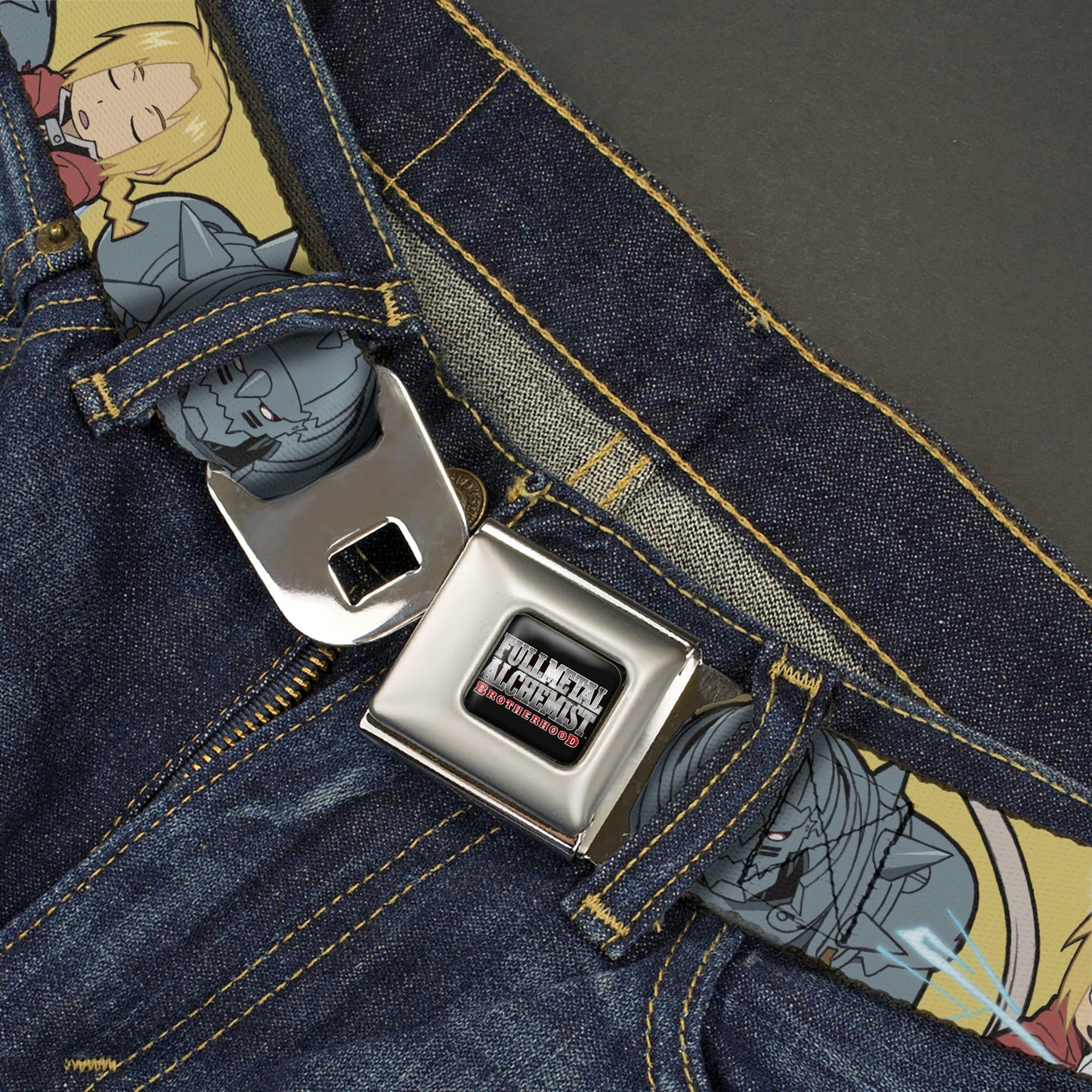 FULLMETAL ALCHEMIST BROTHERHOOD Title Logo Full Color Black Seatbelt Belt - Fullmetal Alchemist Brotherhood Chibi Elric Brothers Pose Yellow Webbing