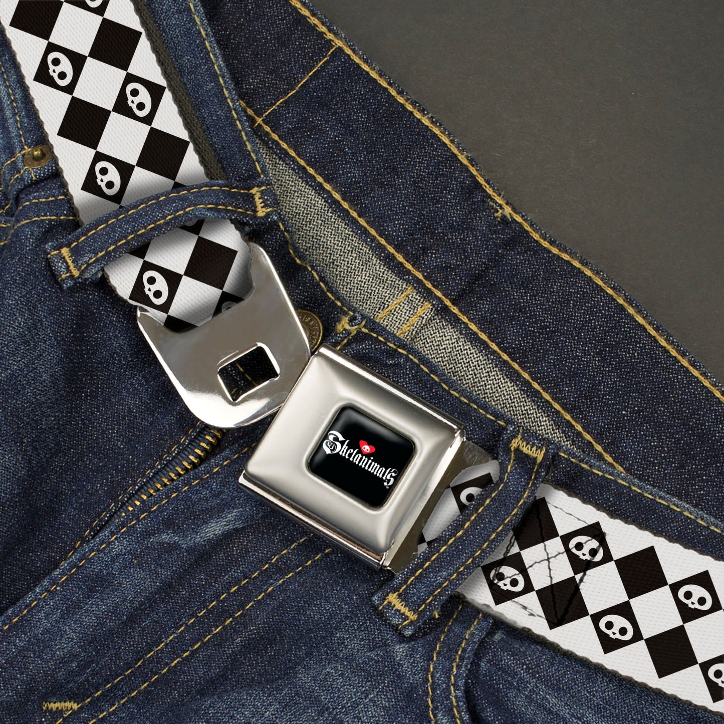 SKELANIMALS Title Logo Full Color Black/White/Red Seatbelt Belt - Skelanimals Face Logo Checker White/Black Webbing