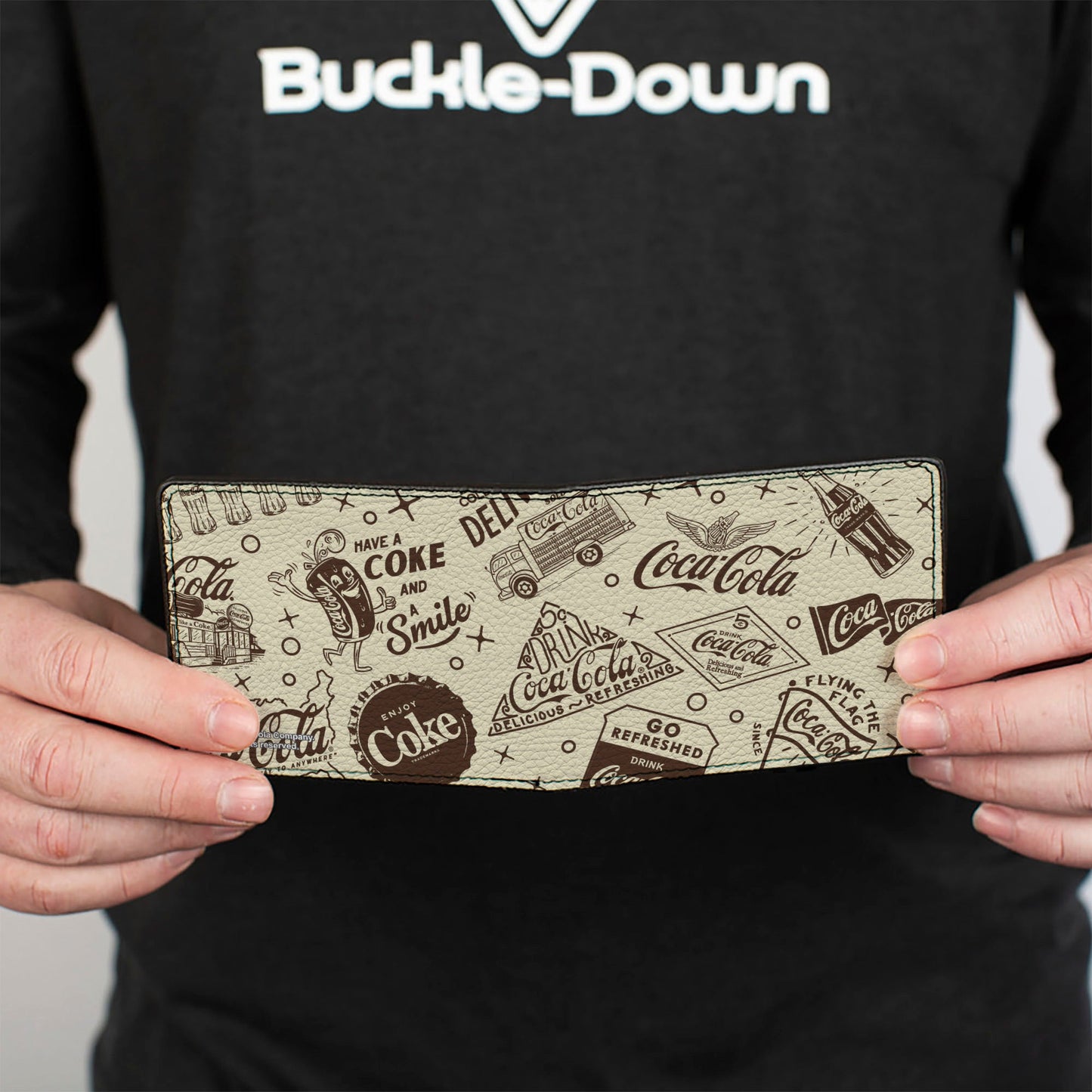 Bi-Fold Wallet - Vintage Coca-Cola HAVE A COKE AND SMILE Icons Collage Beige/Brown