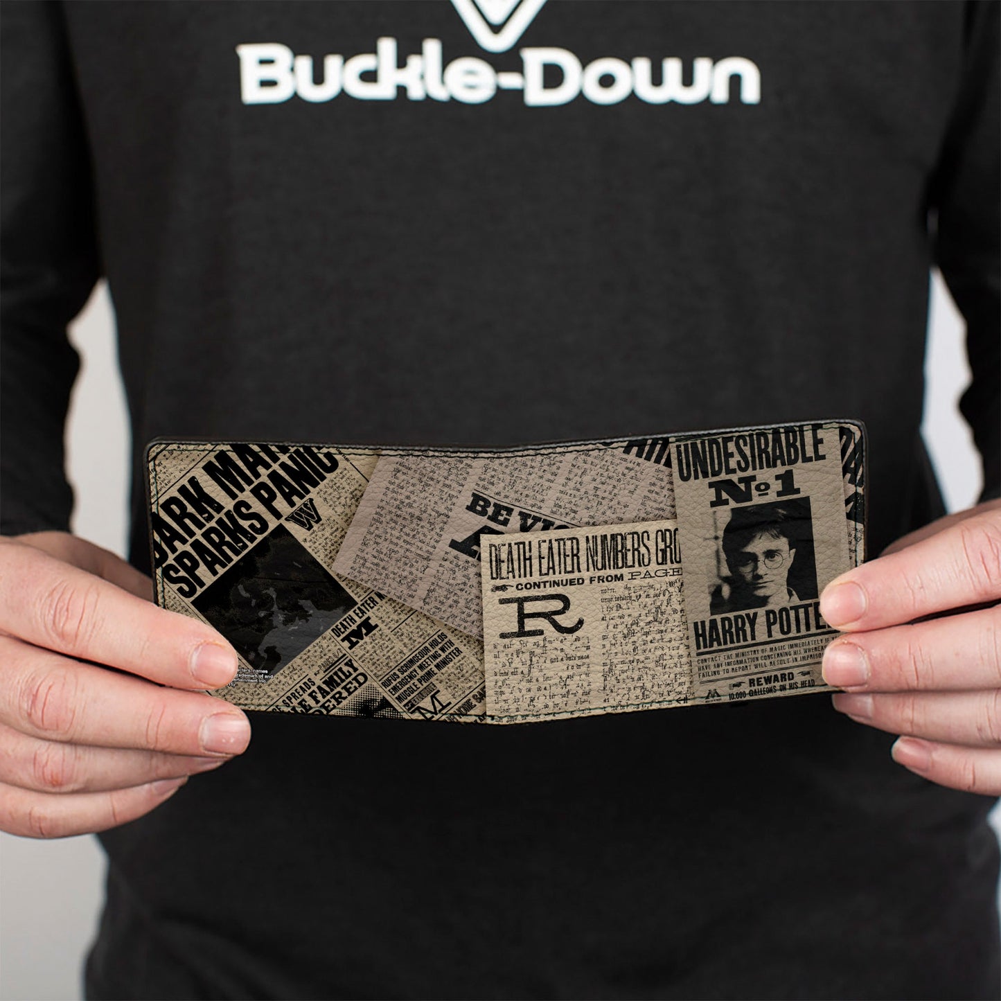 Bi-Fold Wallet - Harry Potter Headlines UNDESIRABLE NO 1 White Black