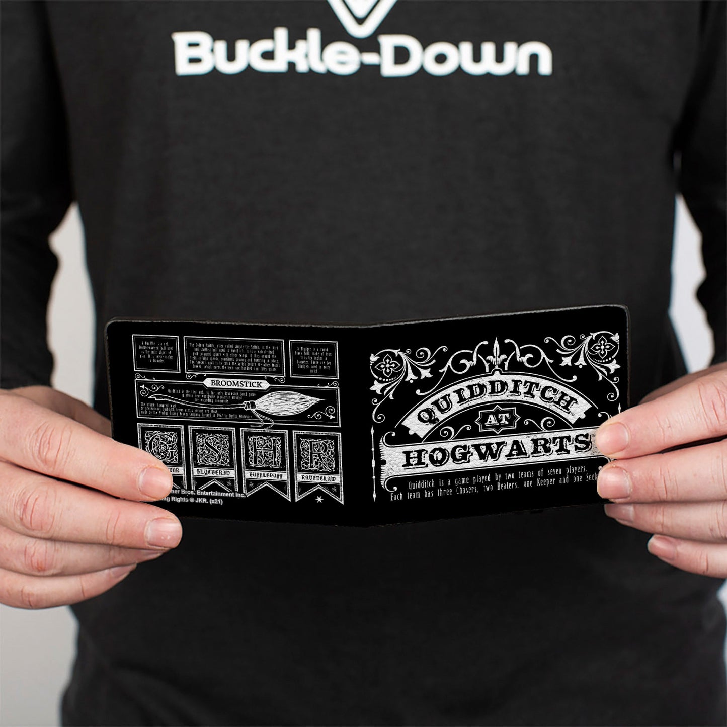 Bi-Fold Wallet - Harry Potter QUIDDITCH AT HOGWARTS Collage Black White