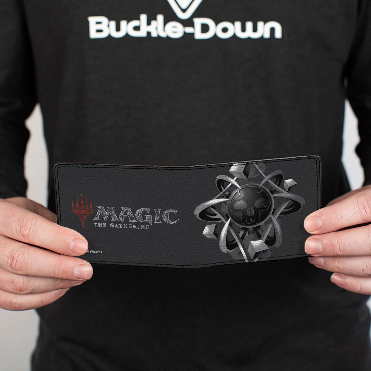 Bi-Fold Wallet - MAGIC THE GATHERING Black Mana Skull Icon and Title Logo Black/Grays