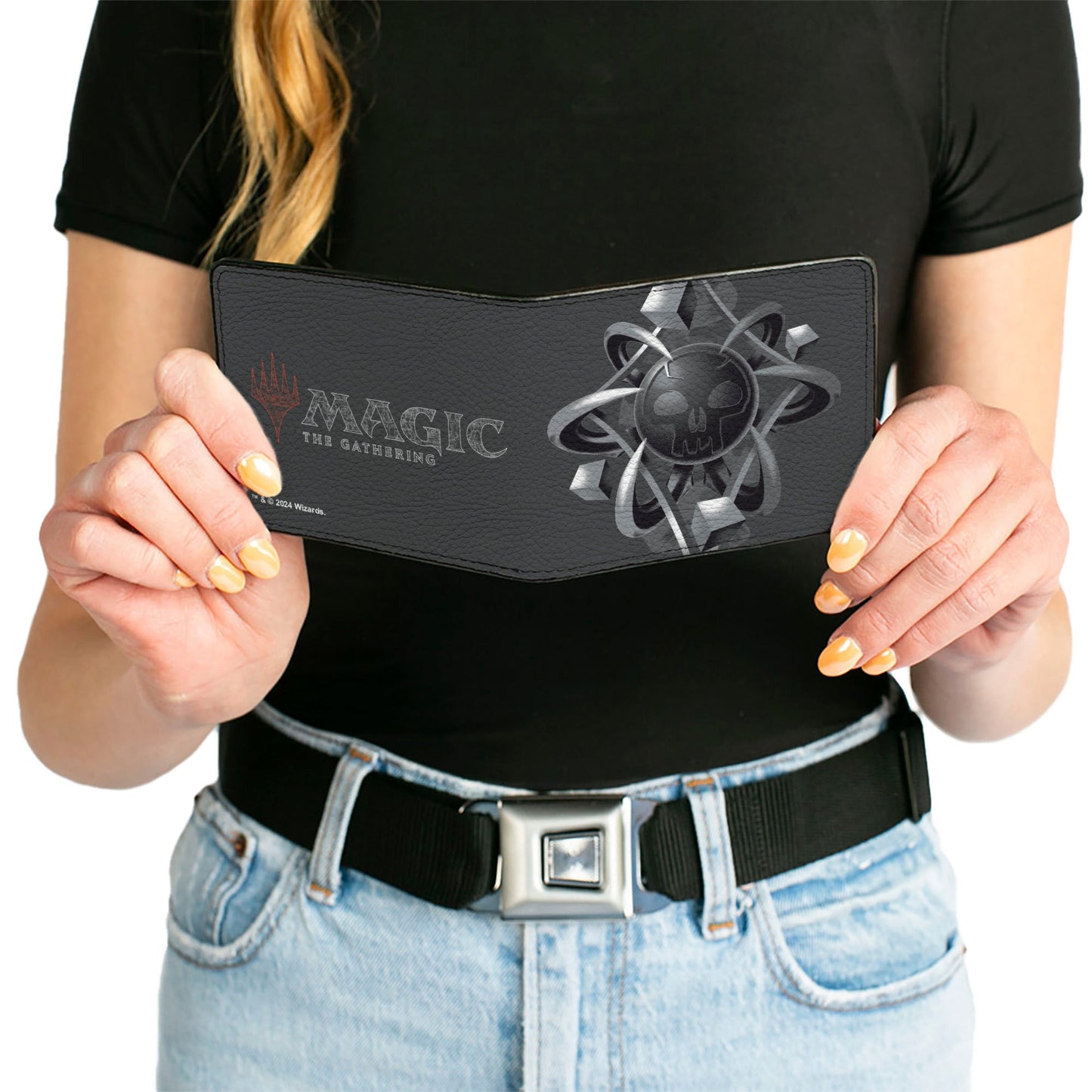 Bi-Fold Wallet - MAGIC THE GATHERING Black Mana Skull Icon and Title Logo Black/Grays