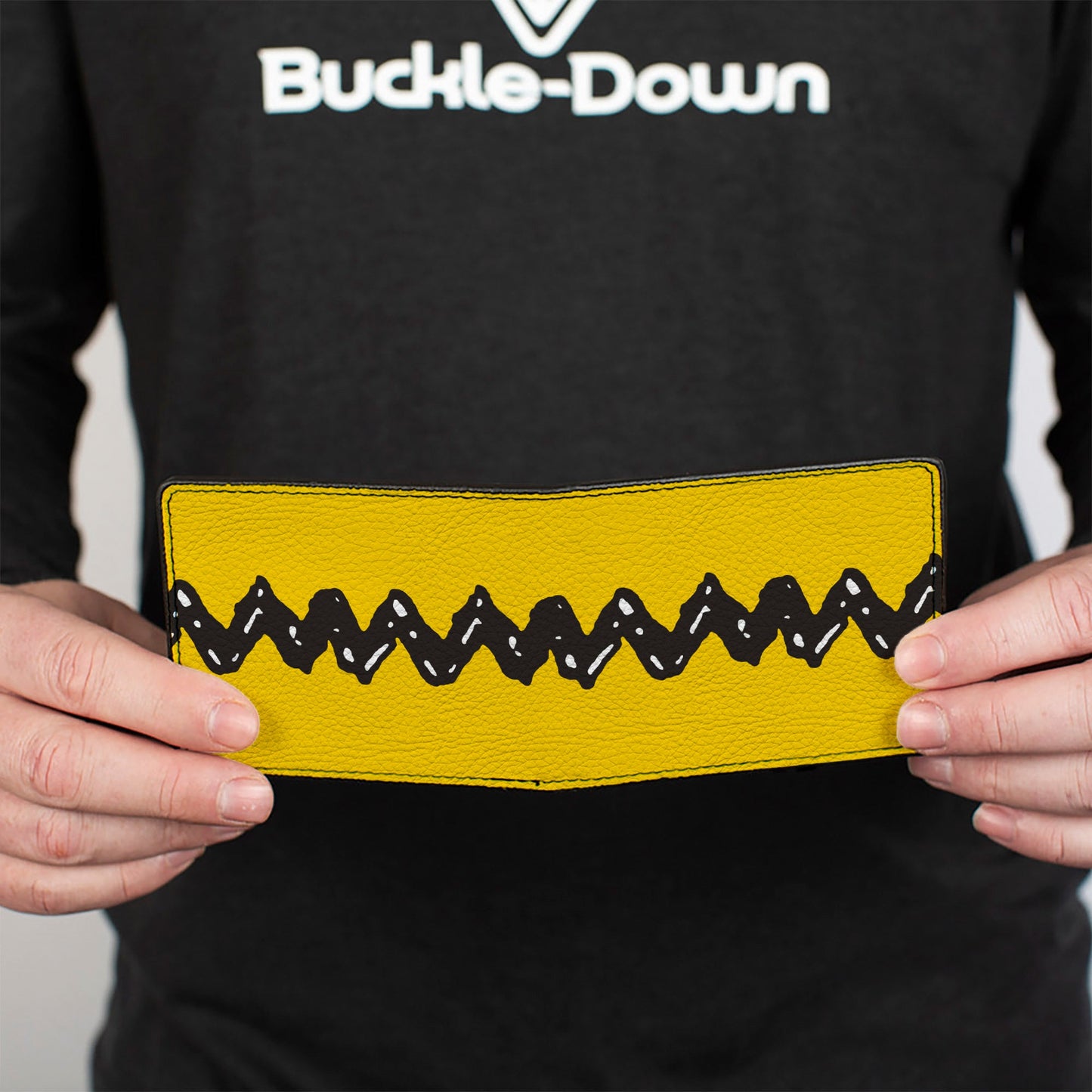 Bi-Fold Wallet - Peanuts Charlie Brown Zig Zag Stripe Yellow/Black