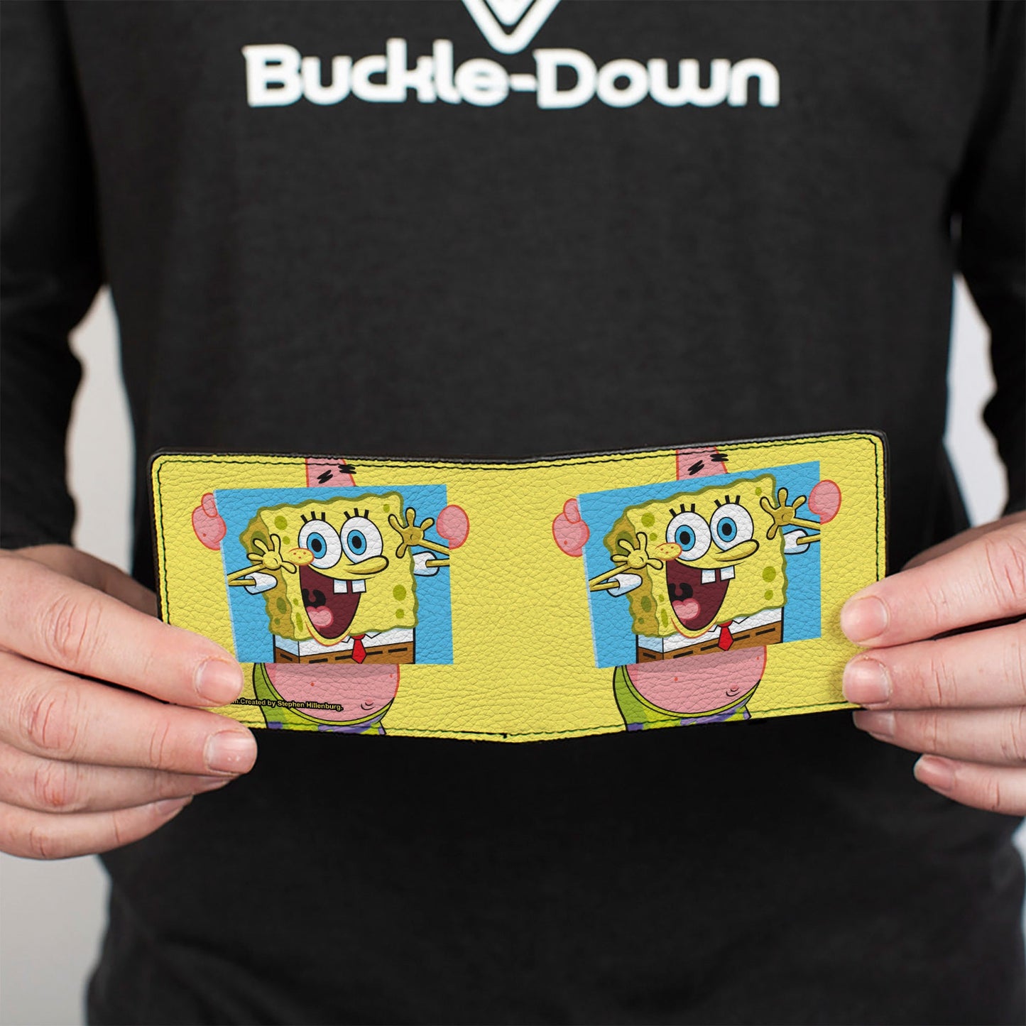 Bi-Fold Wallet - Patrick Star Holding SpongeBob SquarePants Portrait Pose Yellow