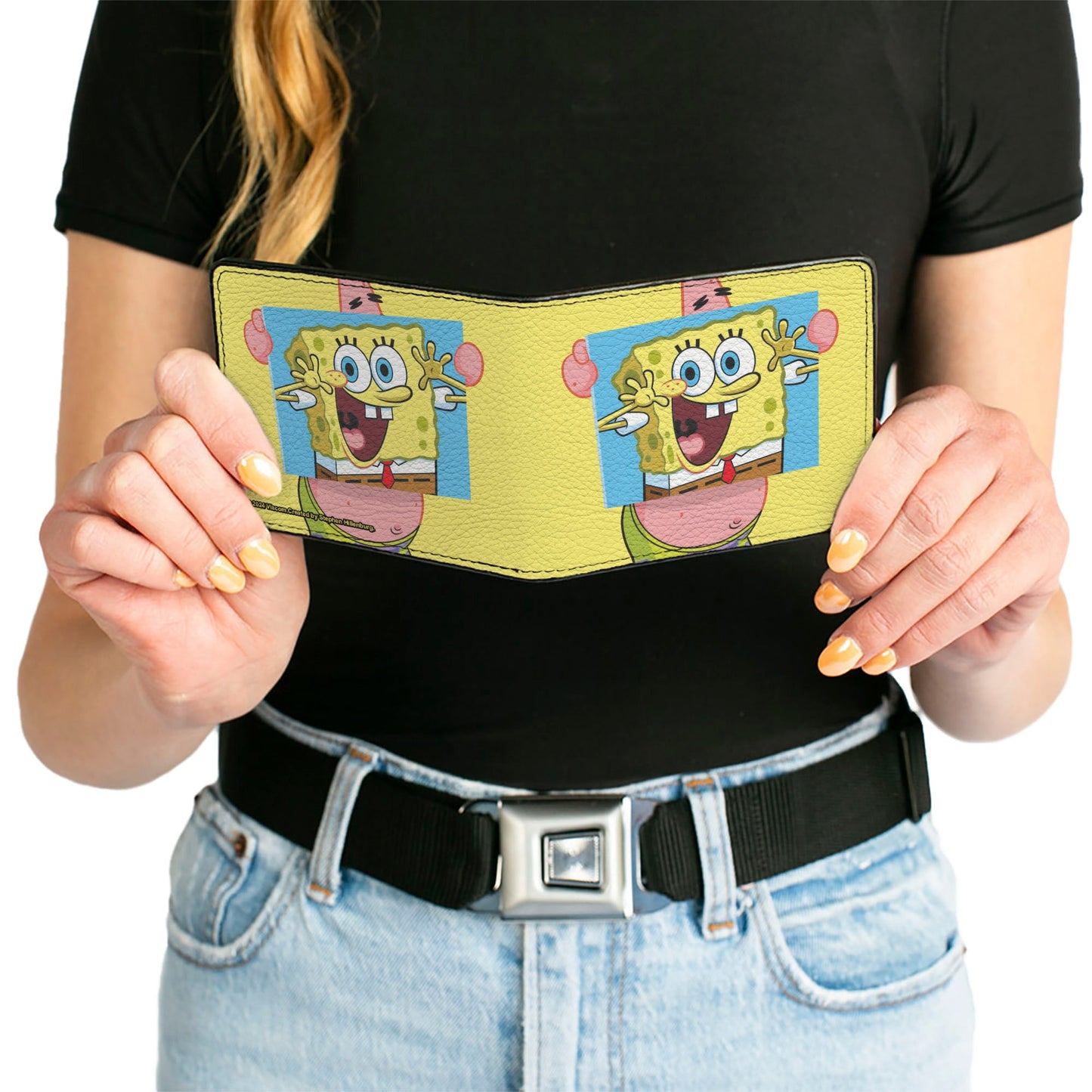 Bi-Fold Wallet - Patrick Star Holding SpongeBob SquarePants Portrait Pose Yellow