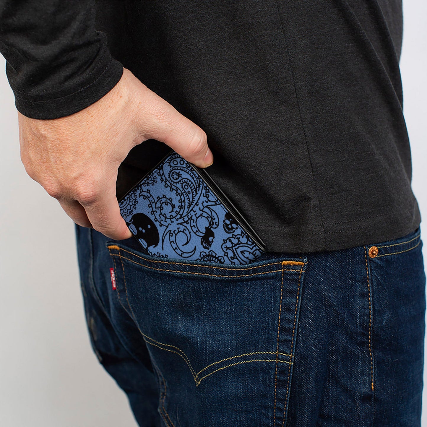 Bi-Fold Wallet - Bandana Skulls Baby Blue Black