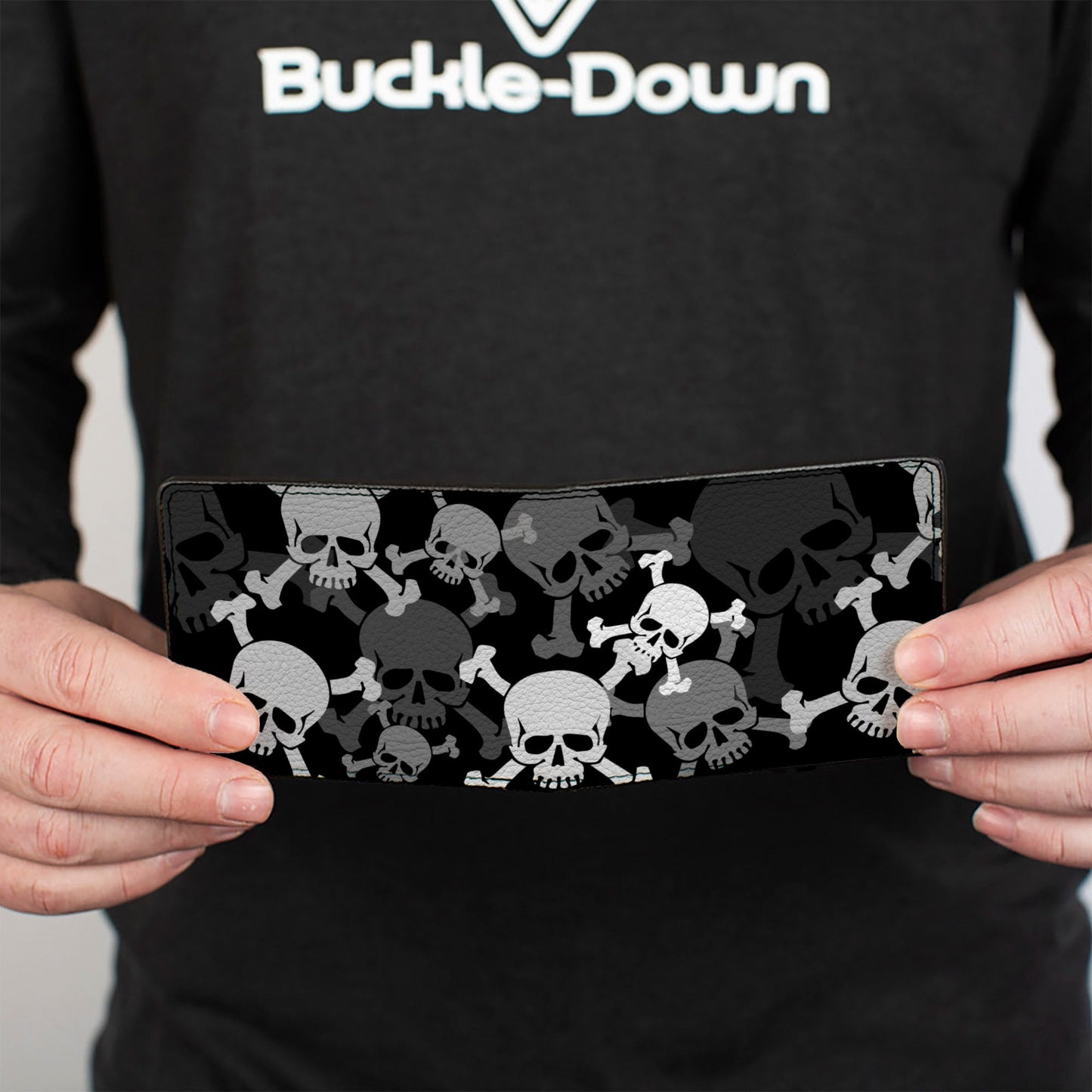 Bi-Fold Wallet - Top Skulls Stacked Black Gray White