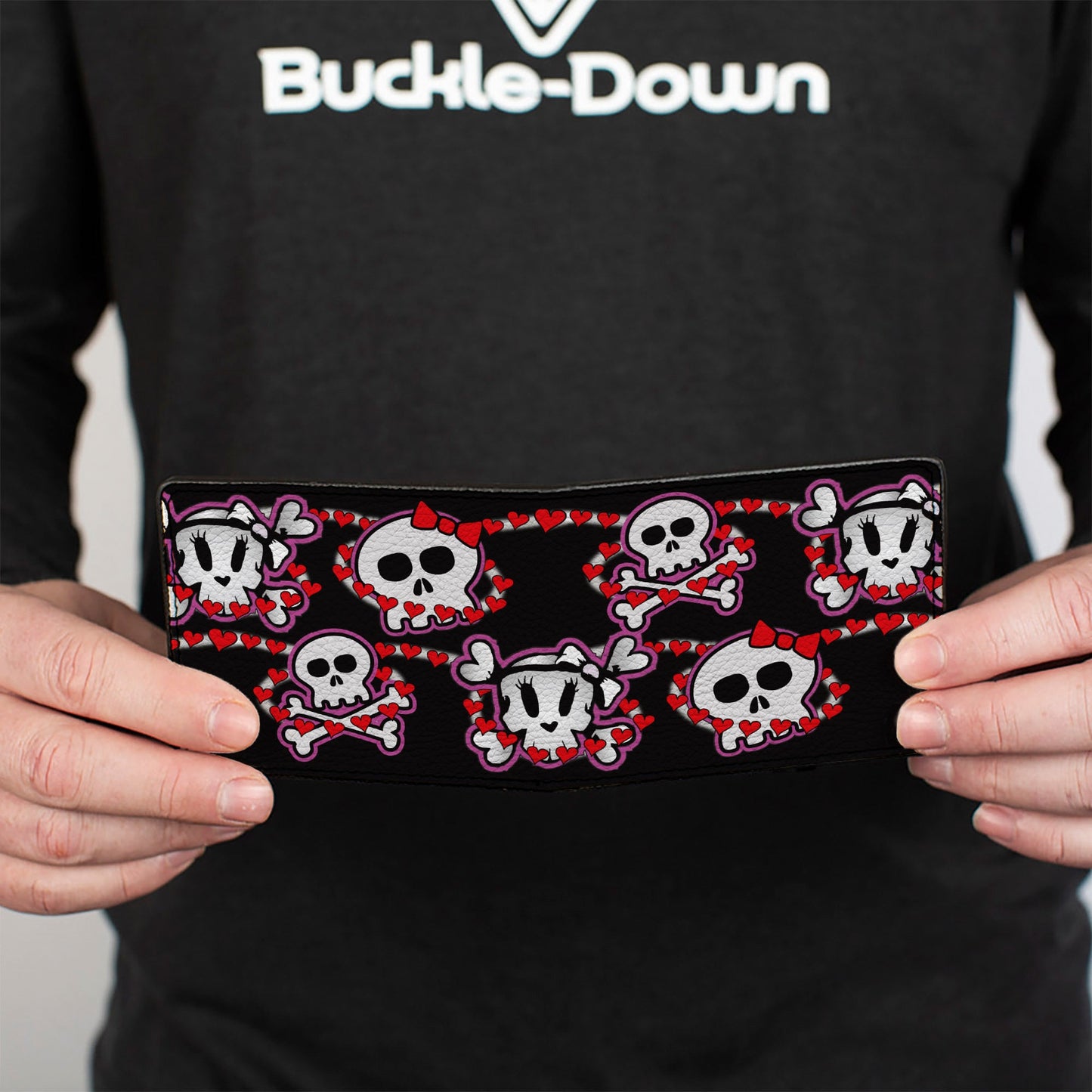 Bi-Fold Wallet - Cute Skulls w Hearts