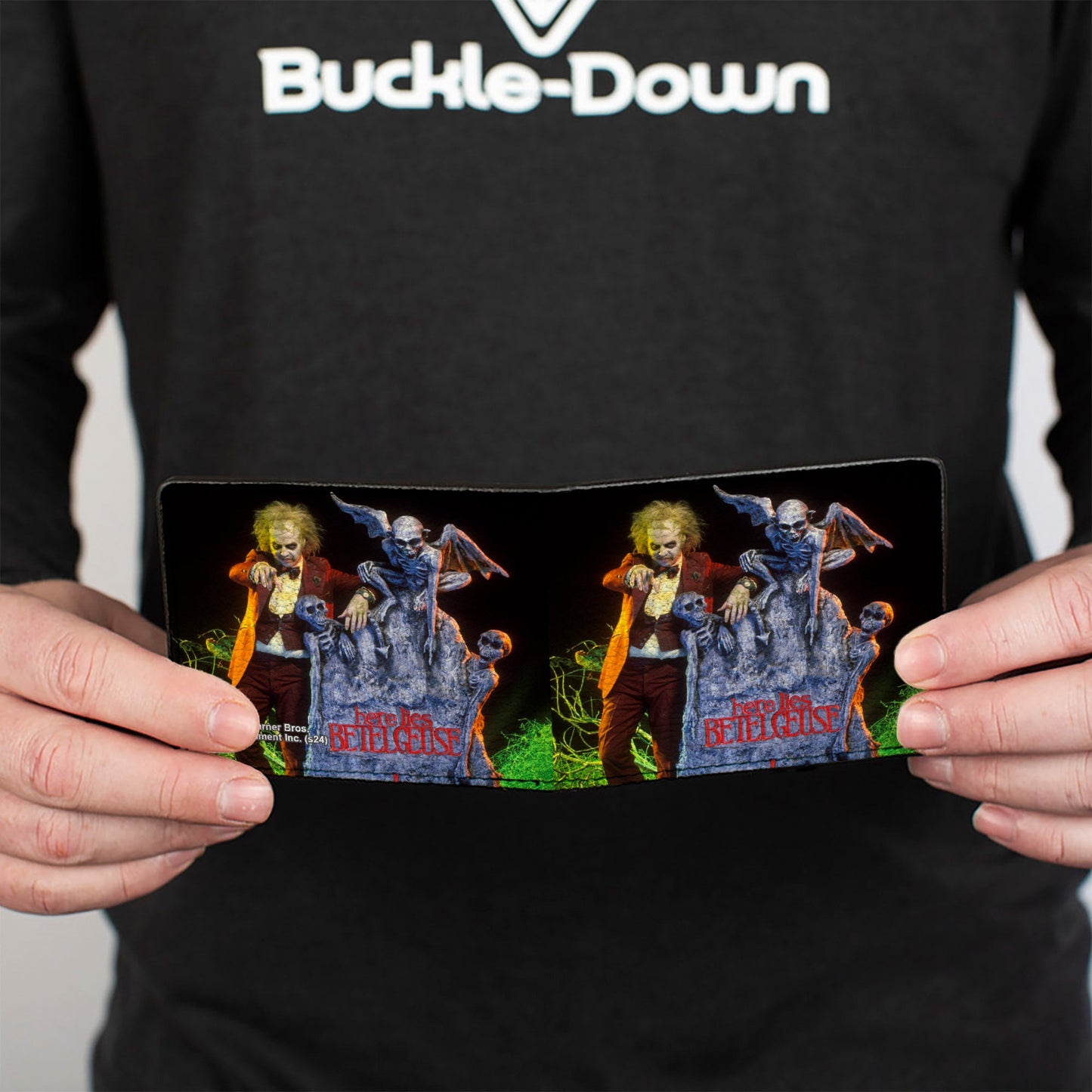 Bi-Fold Wallet - Beetlejuice HERE LIES BETELGEUSE Graveyard Pose