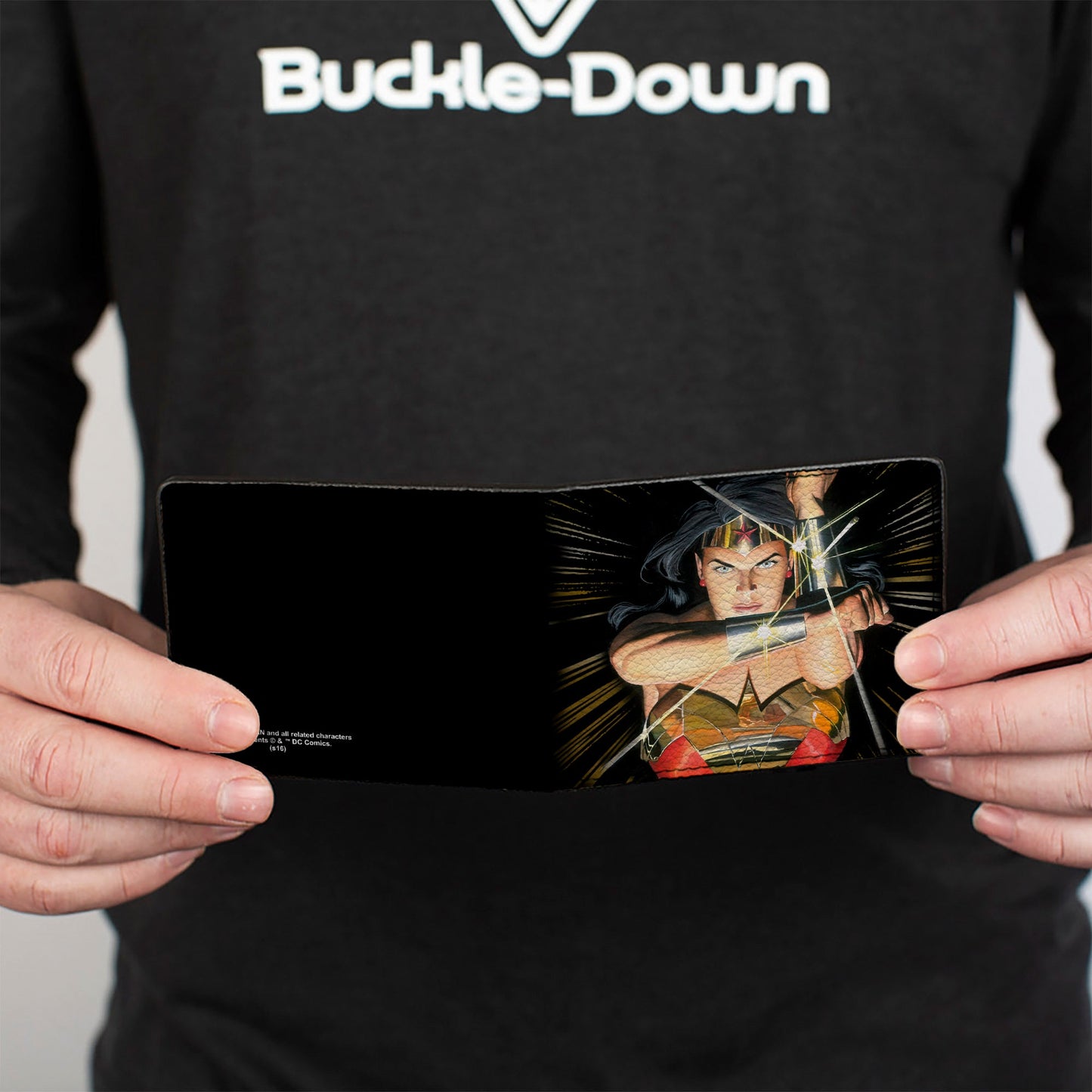 Bi-Fold Wallet - Wonder Woman Mythology Crossed Pose