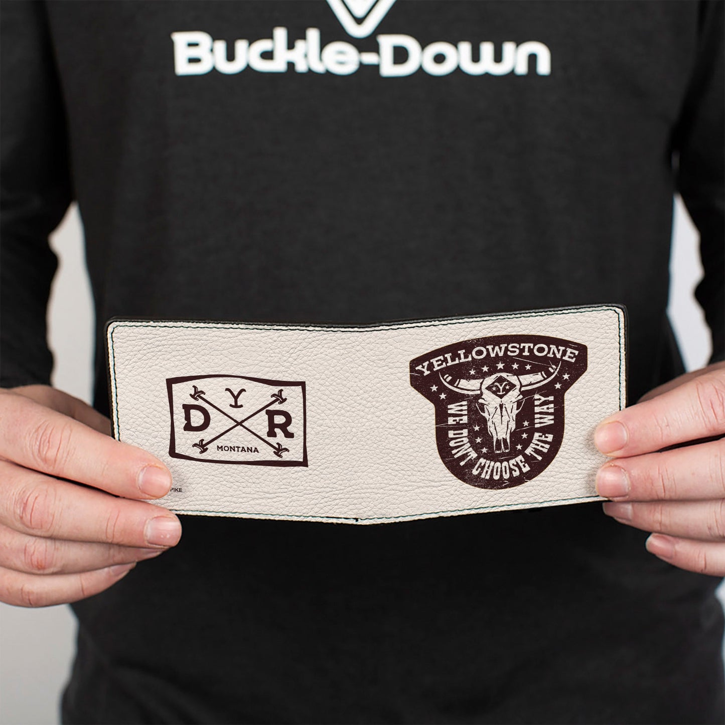 Bi-Fold Wallet - YELLOWSTONE WE DON'T CHOOSE THE WAY Badge White/Brown