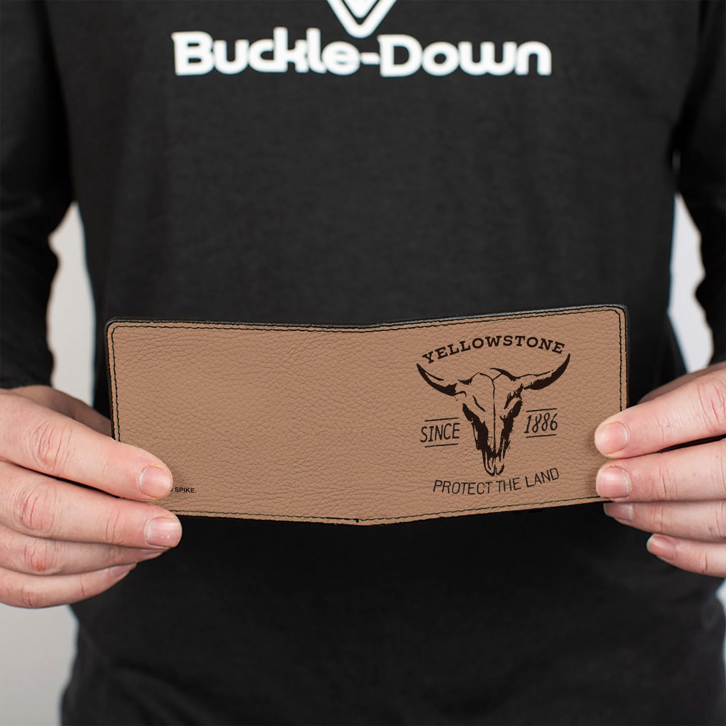 Bi-Fold Wallet - YELLOWSTONE PROTECT THE LAND SINCE 1886 Tan/Brown