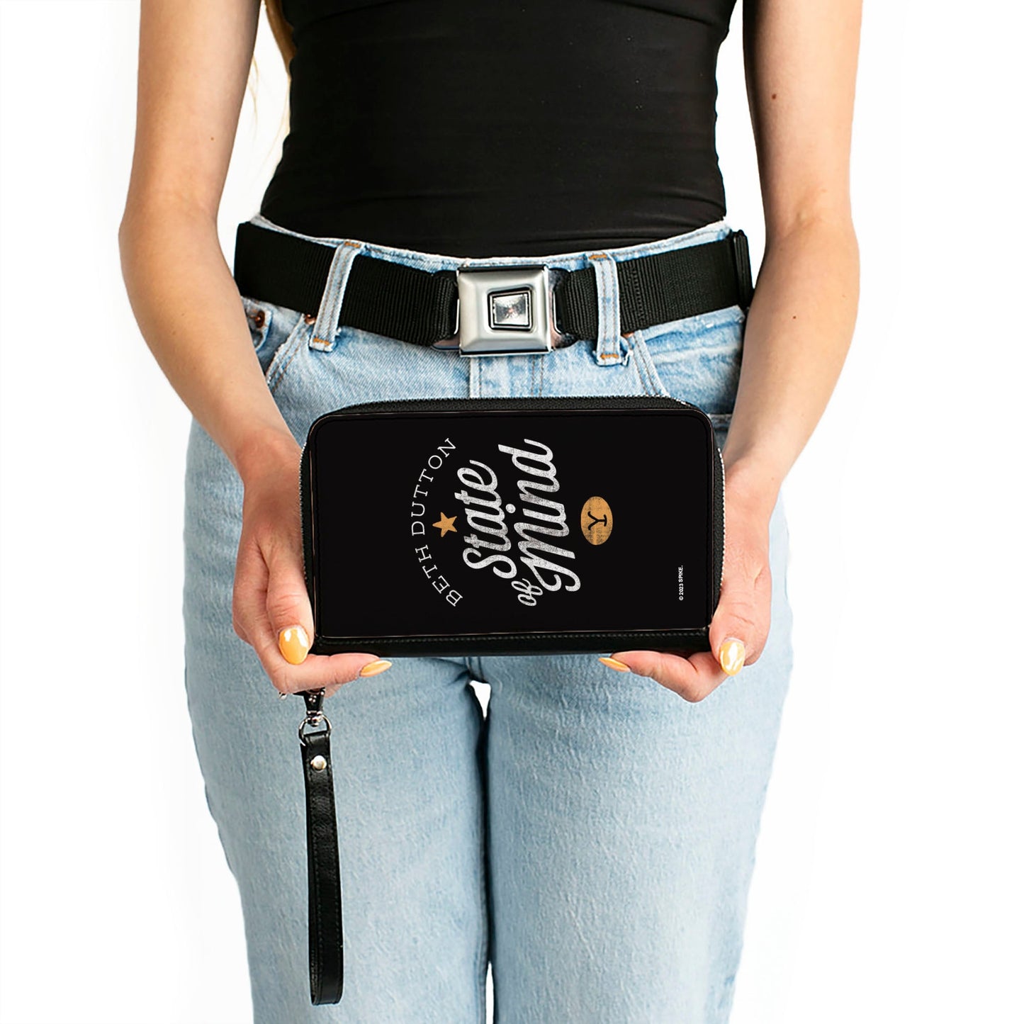 PU Zip Around Wallet Rectangle - Yellowstone BETH DUTTON STATE OF MIND Black/White/Tan