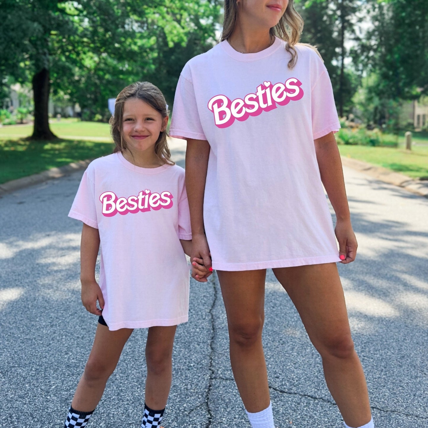 Besties Barbie Tee - Pink