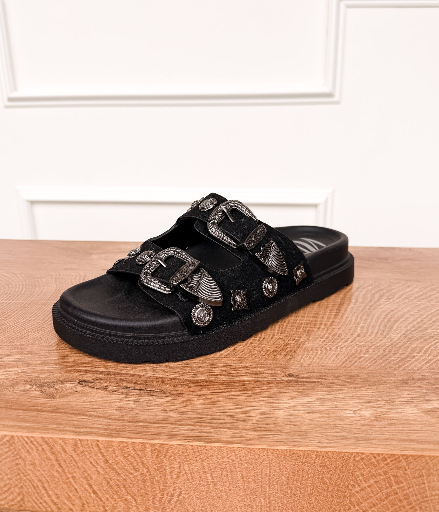 Isol Sandal in Black