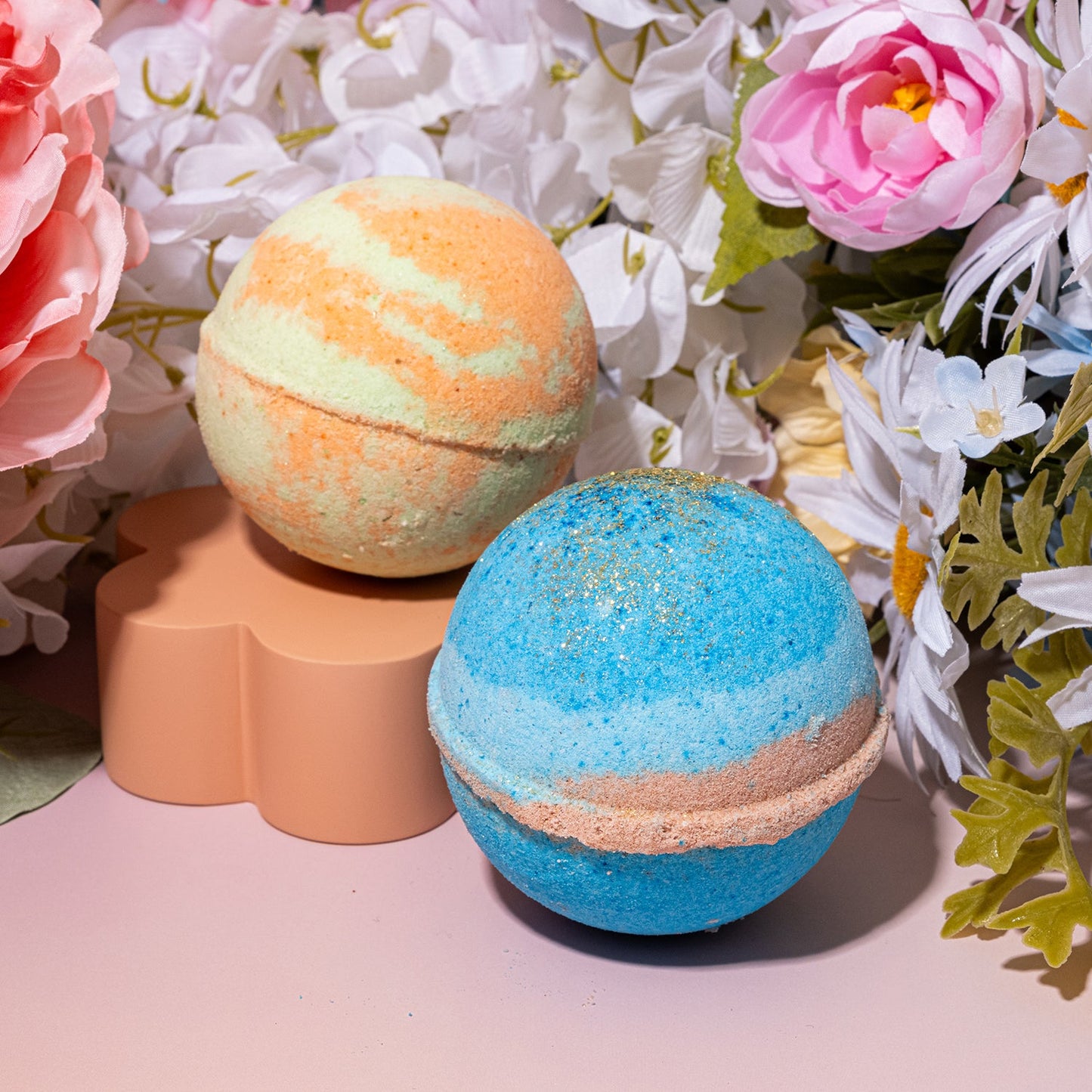 Fresh Currant Jewelry Bath Bomb