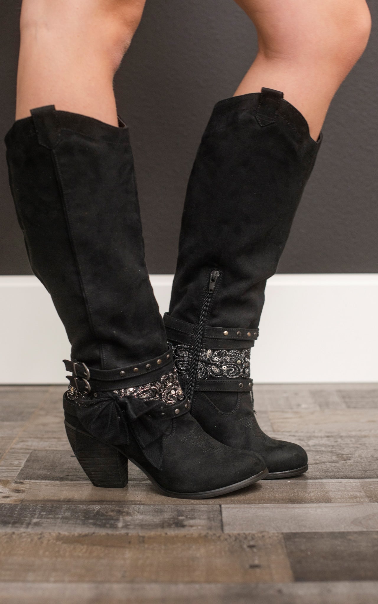 Lush Boot in Black