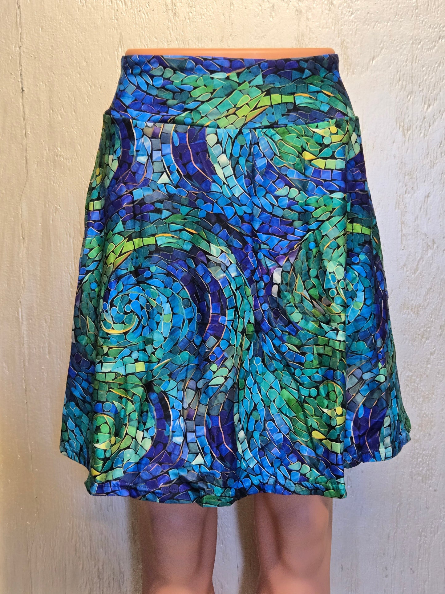 Green gemstone swirl capris and skorts with pockets