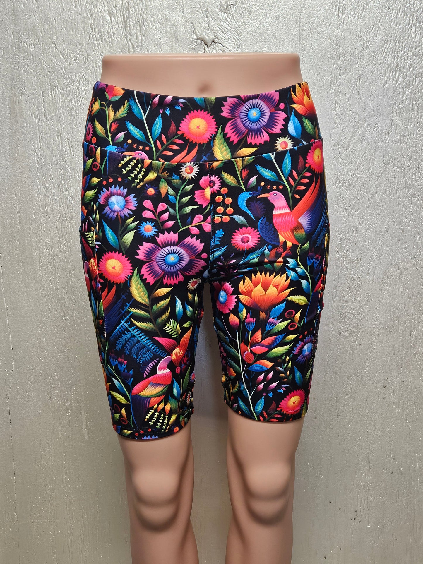 Birds in Florals capris and bike shorts with pockets