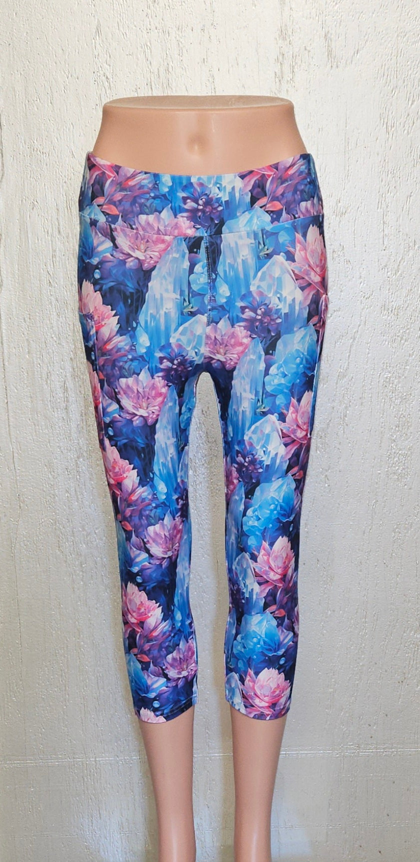 Sparkle Flower capris with pockets