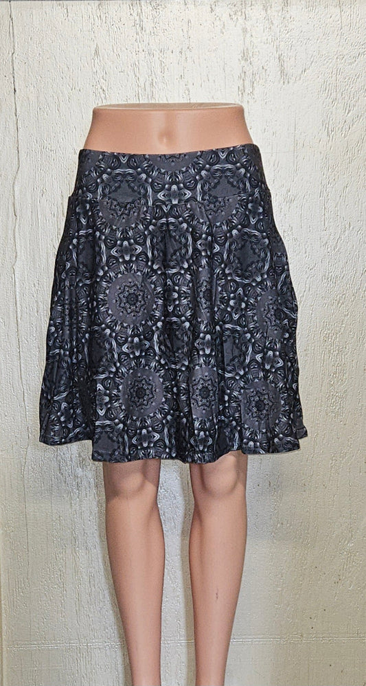 Kaleidoscope Mandala skorts and capris with pockets