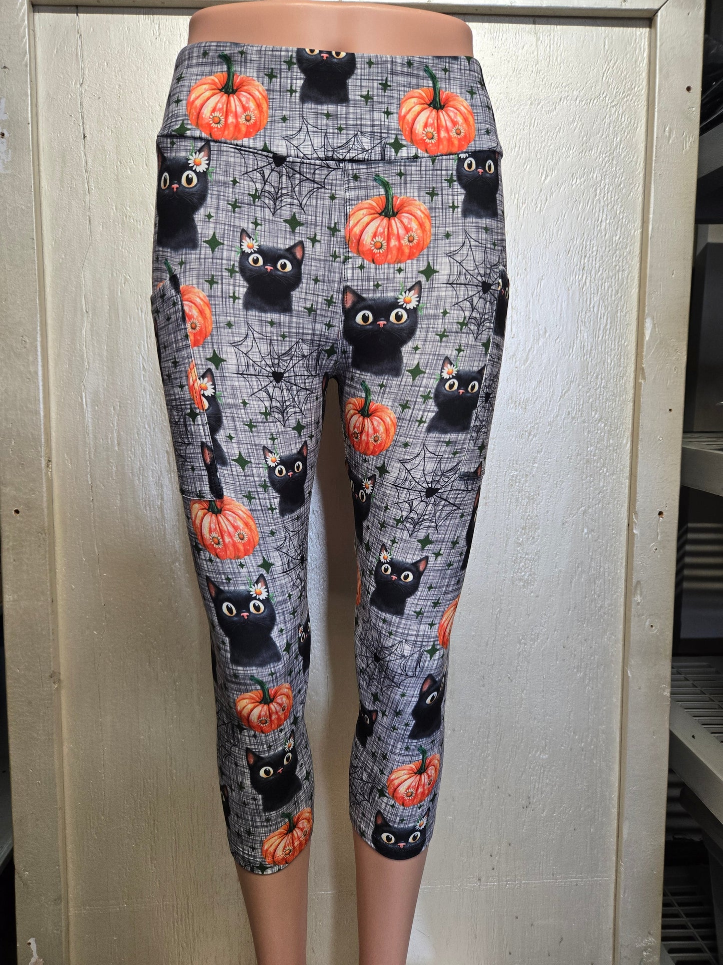 Cat meme capris with pockets