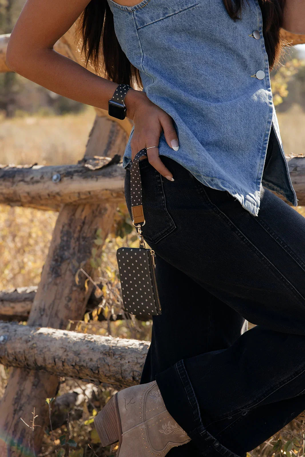 Cocoa Dot Wrist Lanyard