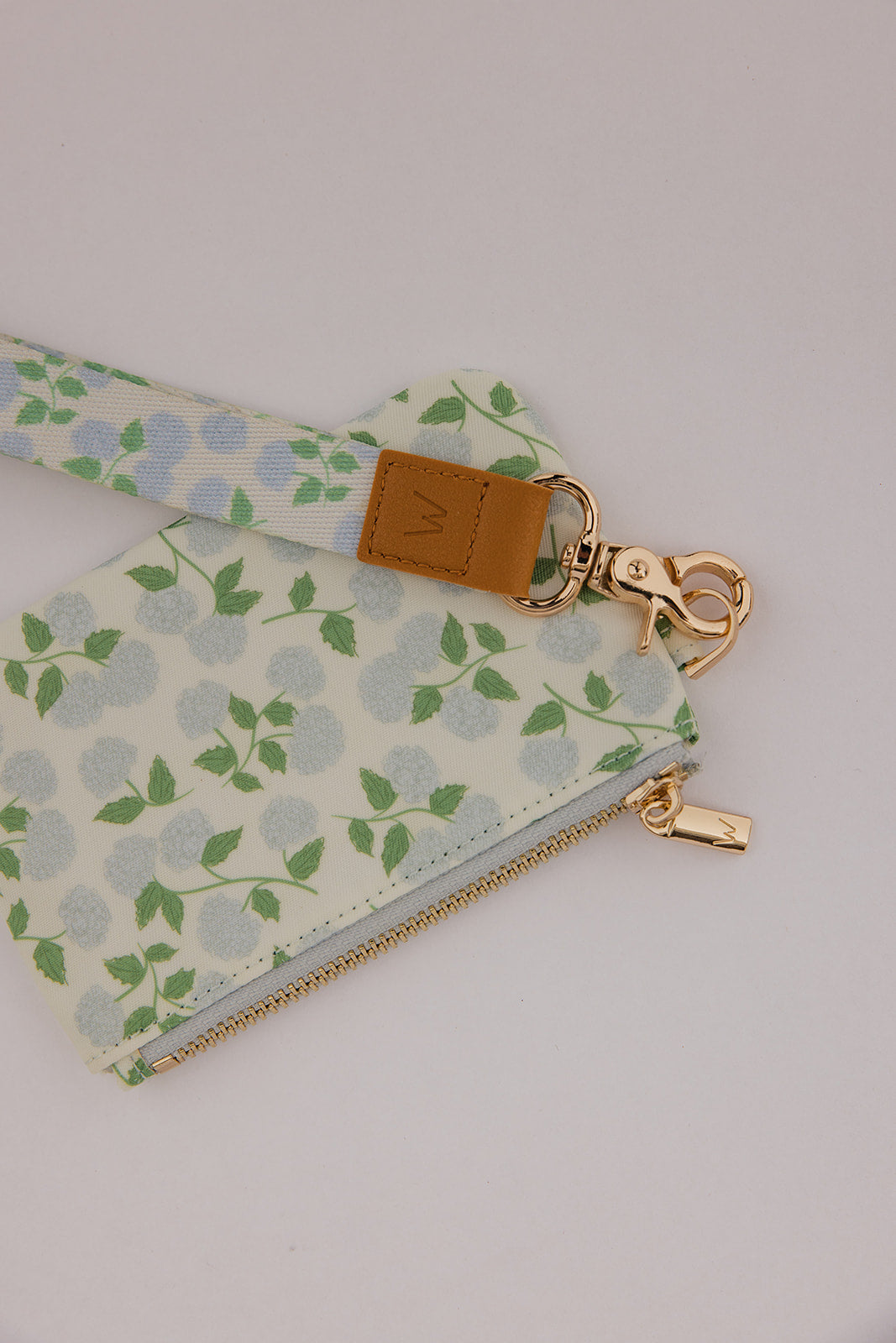 Cape Garden Zipper Pouch