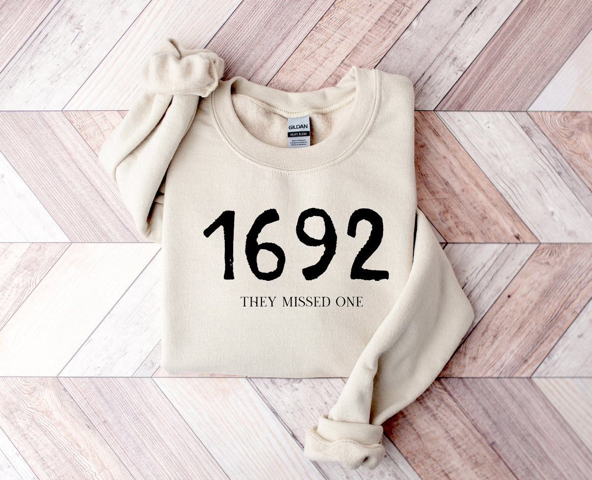 1692 Graphic Tee