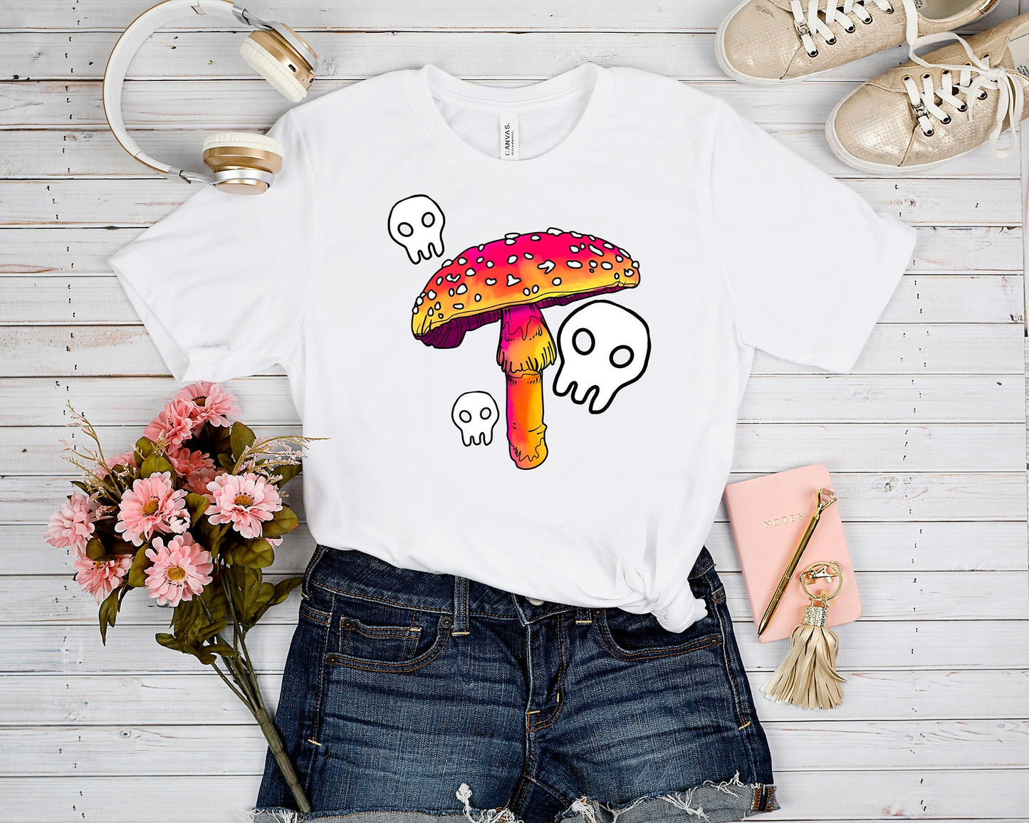 SPOOKY RUN-SHROOM TEE