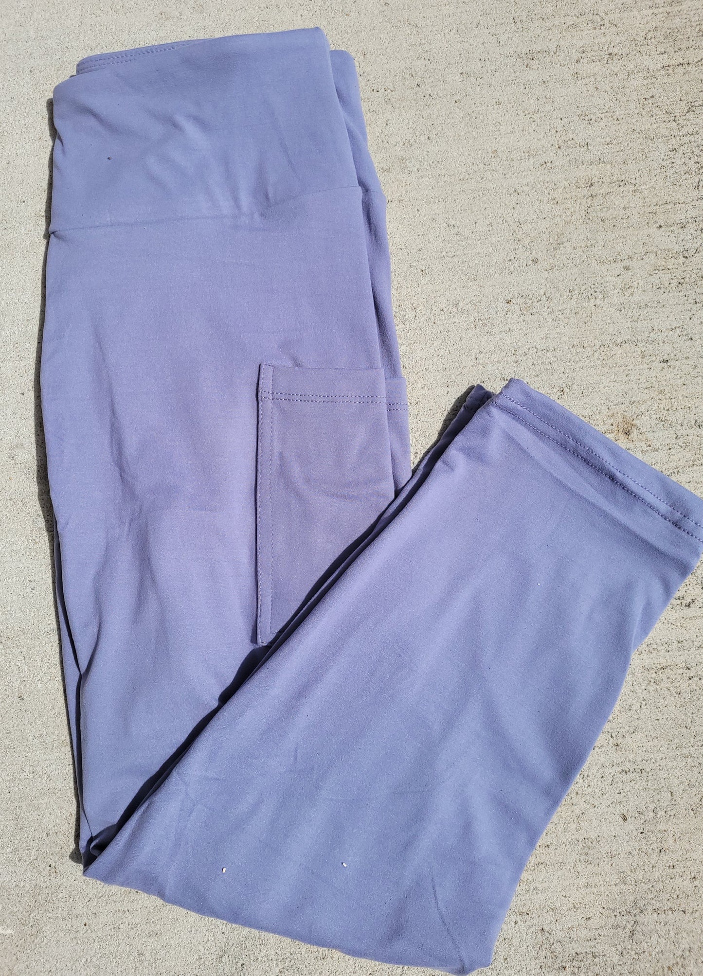 Light Purple capri leggings and shorts with pockets