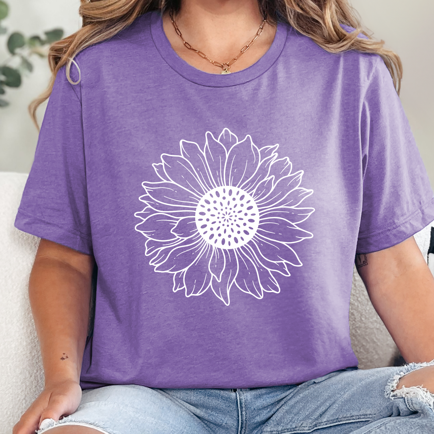 Sunflower Outline Graphic Tee