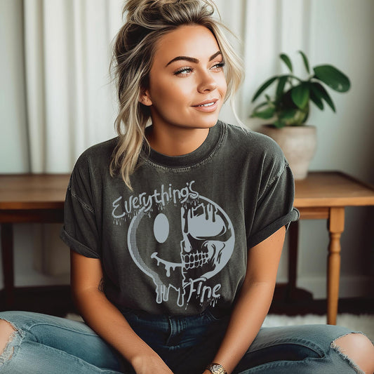 Everything is fine Graphic Tee