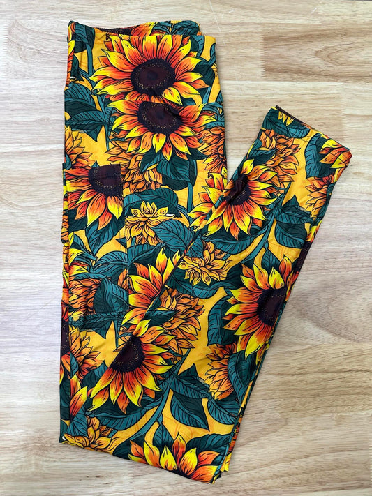 Stunning Sunflower Leggings w/ Pockets