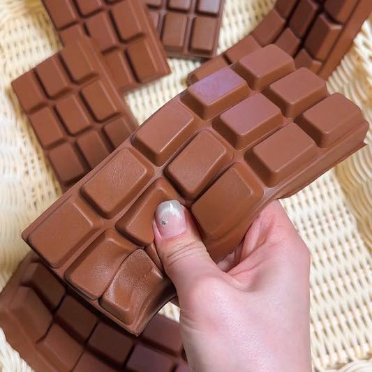 Viral Large Chocolate Bar Squishy (PREORDER CLOSES 4/6, ETA MID APRIL)