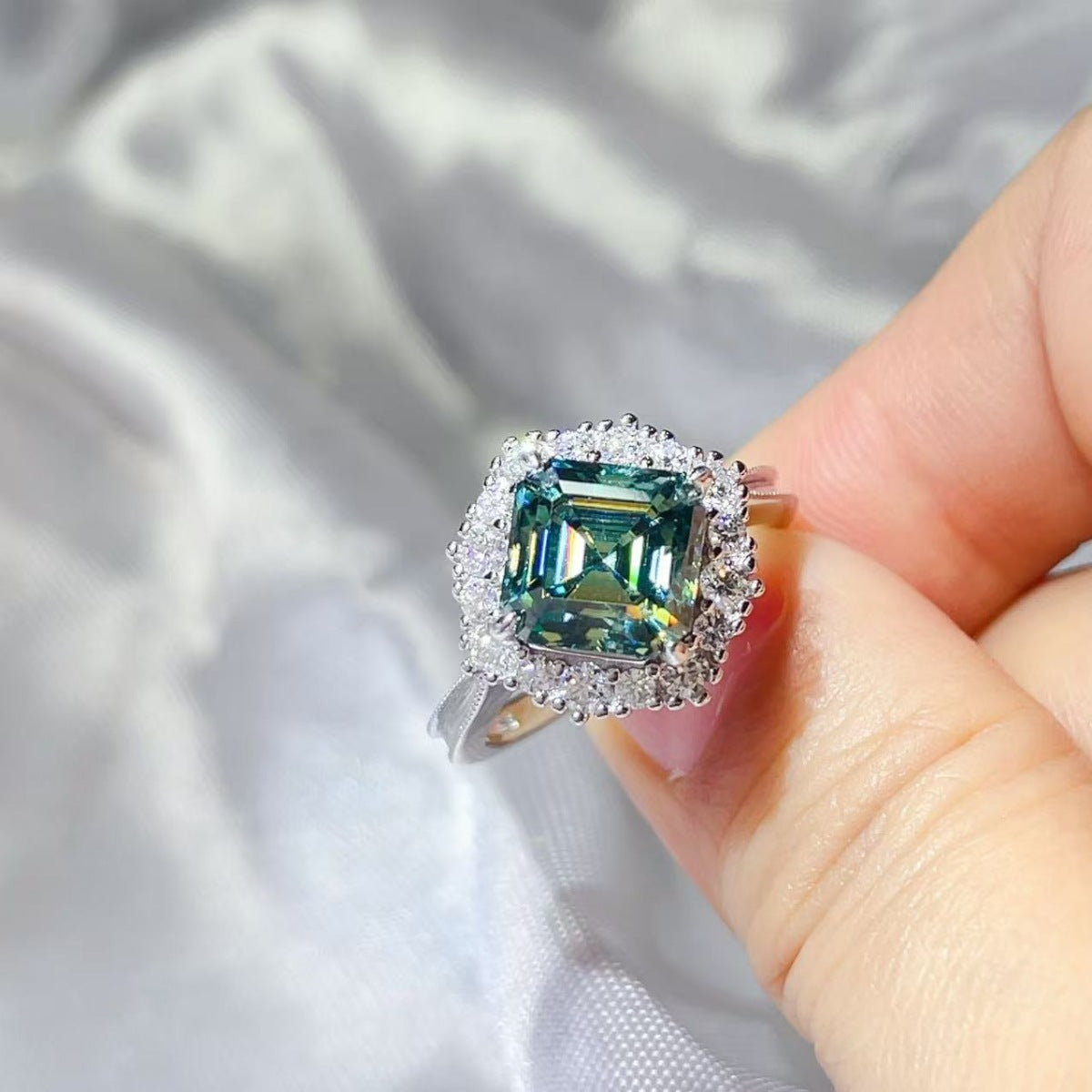 6a326b63-53d8-4f18-9228-5479f9f18bf3-Max