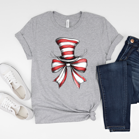 Cat in the hat coquette Graphic Tee