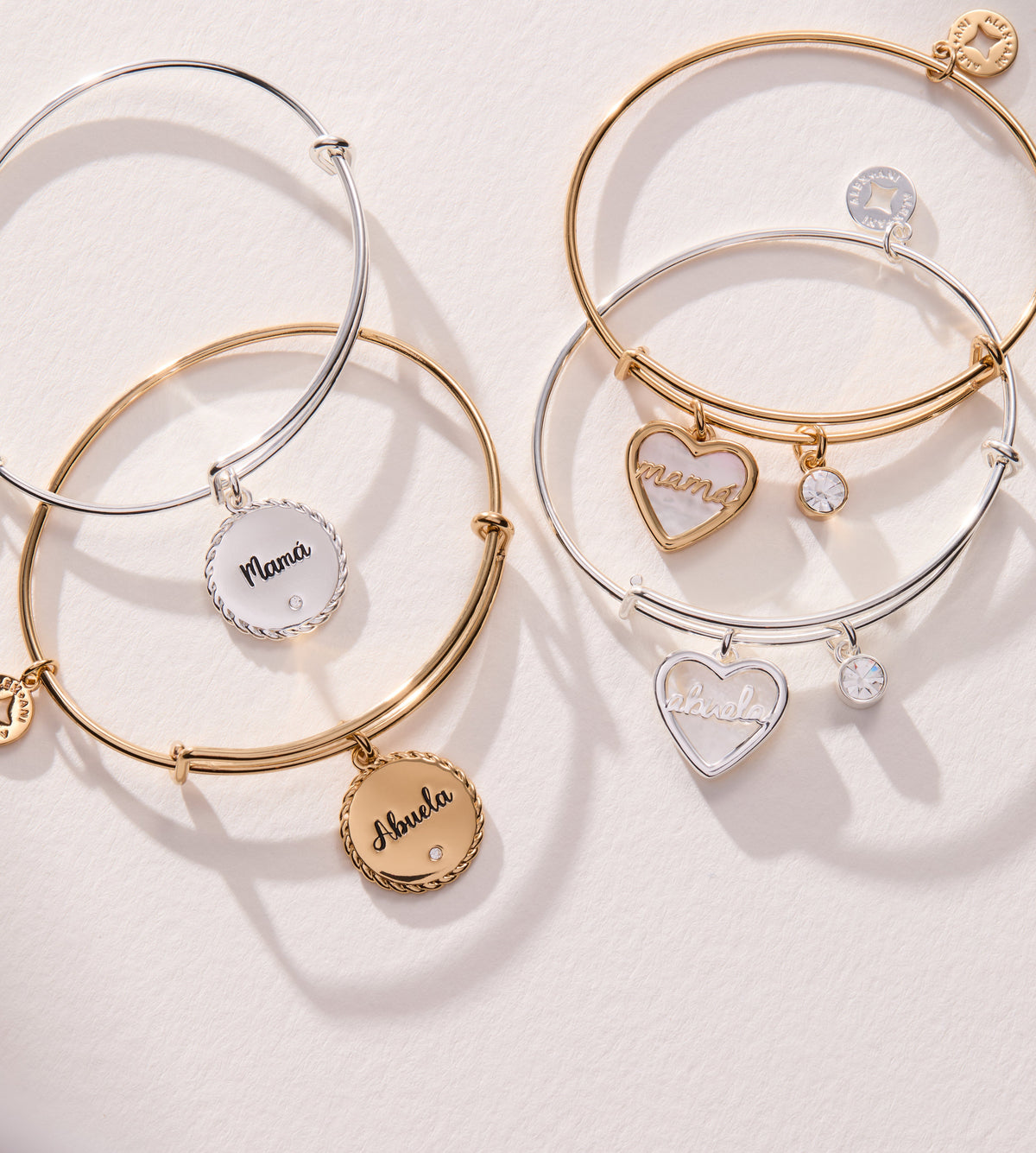 Mamá Charm Bangle