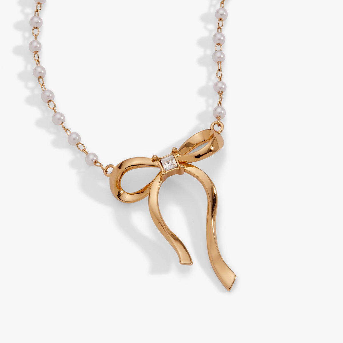 Bow Pearl Coquette Necklace