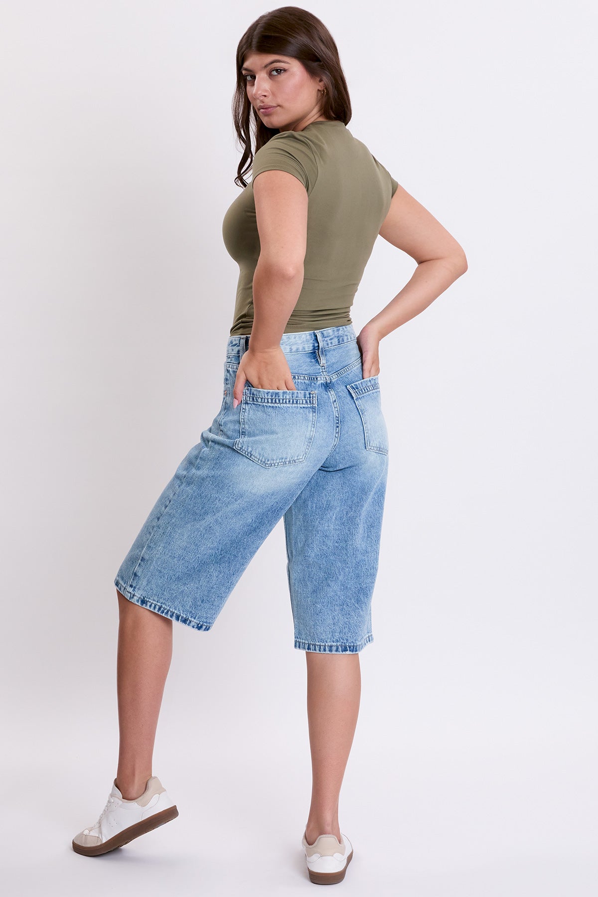 Women's Relaxed Fit Wide Leg Jorts