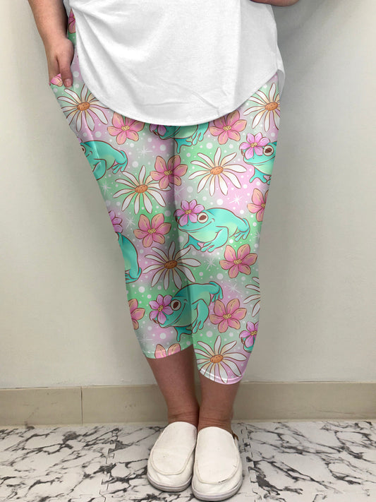 Floral Frog Capri w/ Pockets | PREORDER CLOSES 3/8, ETA LATE APRIL