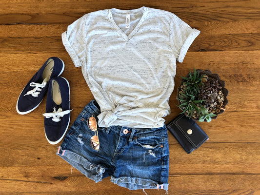 BASEBALL MOMS ALWAYS SALTY GRAPHIC TEE