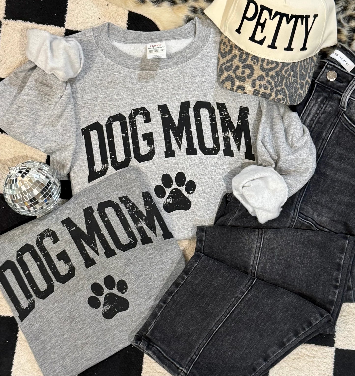 Dog Mom Tee/Sweatshirt (PREORDER CLOSES 11/30, ETA 1 WEEK)